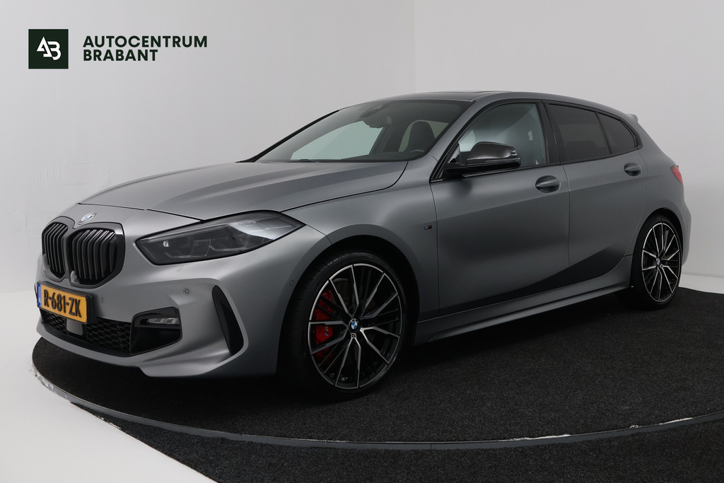 BMW 1 Serie 118i Introduction Edition (PANORAMADAK, STOELVERWARMING, HK AUDIO, CAMERA, DEALER ONDERHOUDEN)) 57005236-0.jpg | Autocentrum Brabant Breda